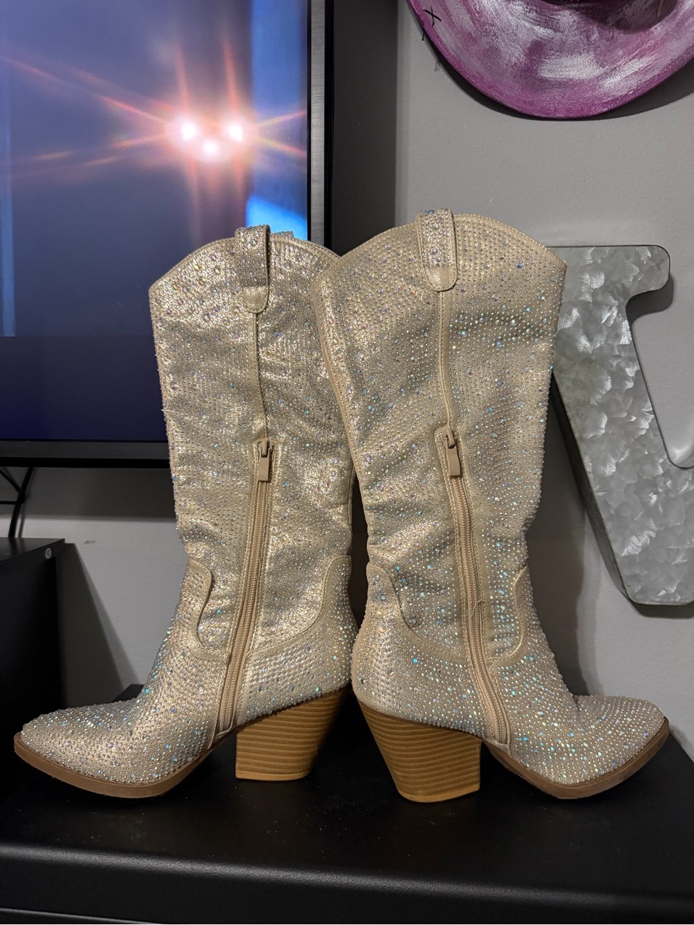 ✨🤠 Champagne Rhinestone Cowboy Boots
